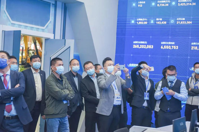 參觀者紛至沓來