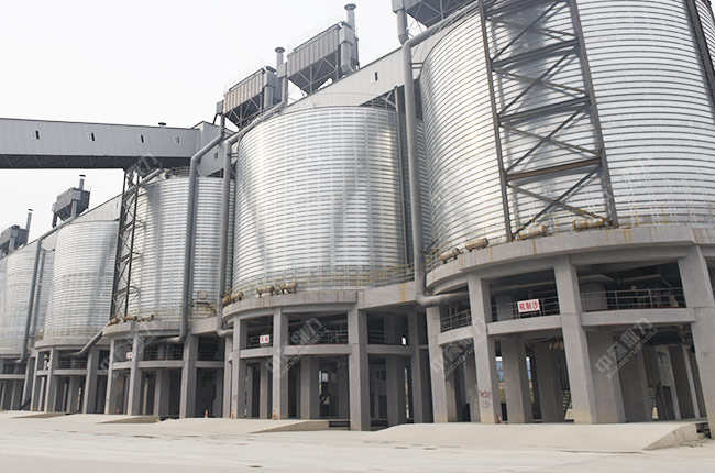 �o��ֵ�������Ԅ�(d��ng)�b܇ϵ�y(t��ng)