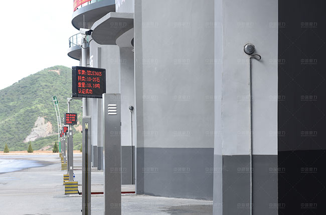 ʯ�ӏS�Ԅ�(d��ng)�b܇ϵ�y(t��ng)