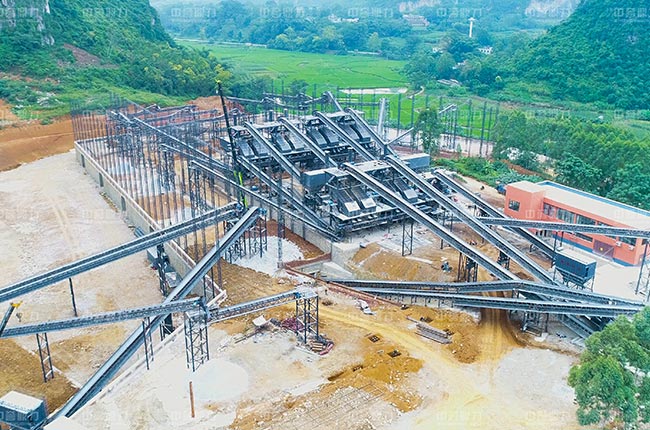 年產500萬噸砂石生產線環(huán)保施工現(xiàn)場實拍