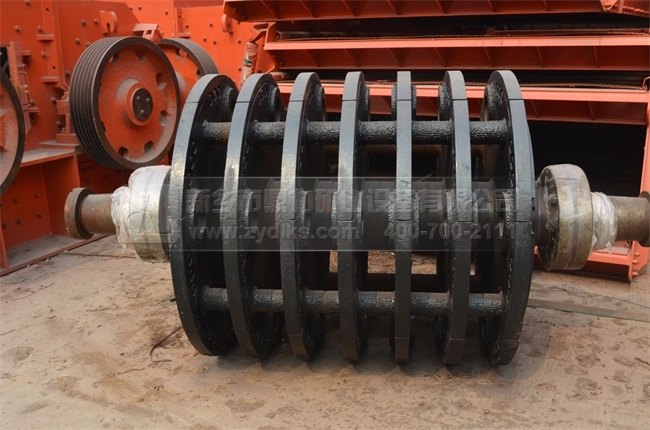 鼎力錘式破碎機(jī)護(hù)圈轉(zhuǎn)子