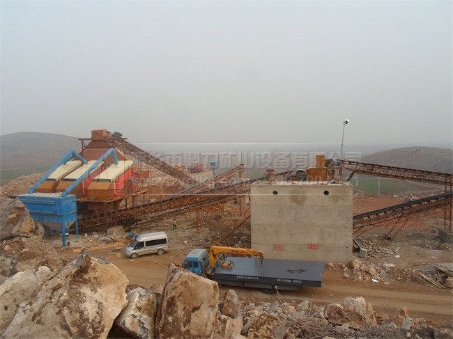 安徽淮北時(shí)產(chǎn)1300-1500噸石料生產(chǎn)線