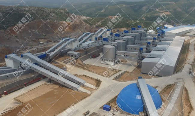 河南衛(wèi)輝大型石料破碎機使用現(xiàn)場