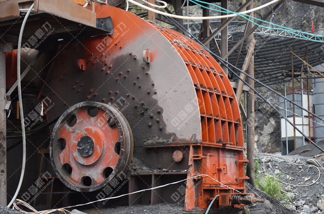 ���ϼ��P�˶��r�²�ʯ��(ch��ng)�r(sh��)�a(ch��n)500��ʯ�����a(ch��n)��(xi��n)-����