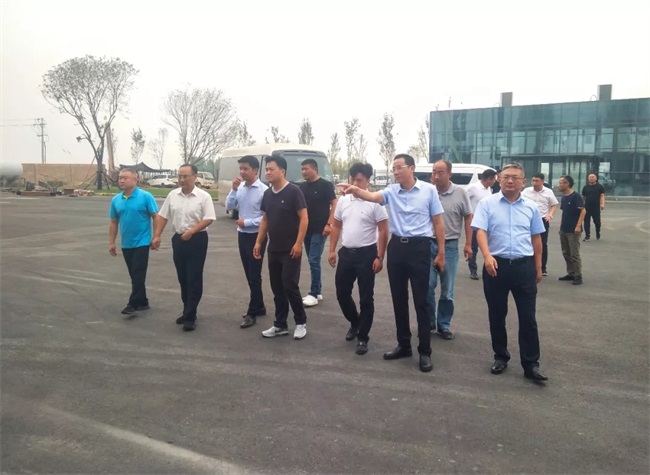 考察衛(wèi)輝資源建材骨料生產(chǎn)線