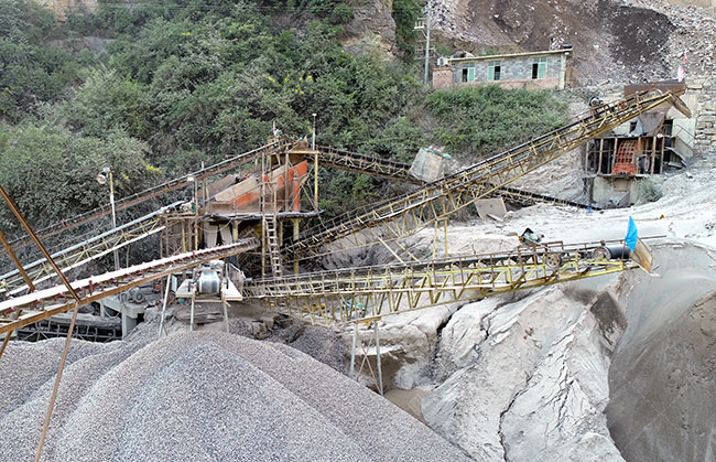 大型石子破碎機(jī)生產(chǎn)線